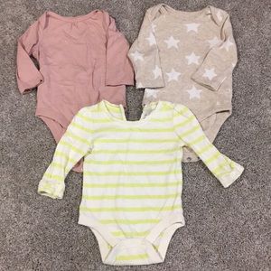 Bundle (3) - Gap long sleeve onesie
